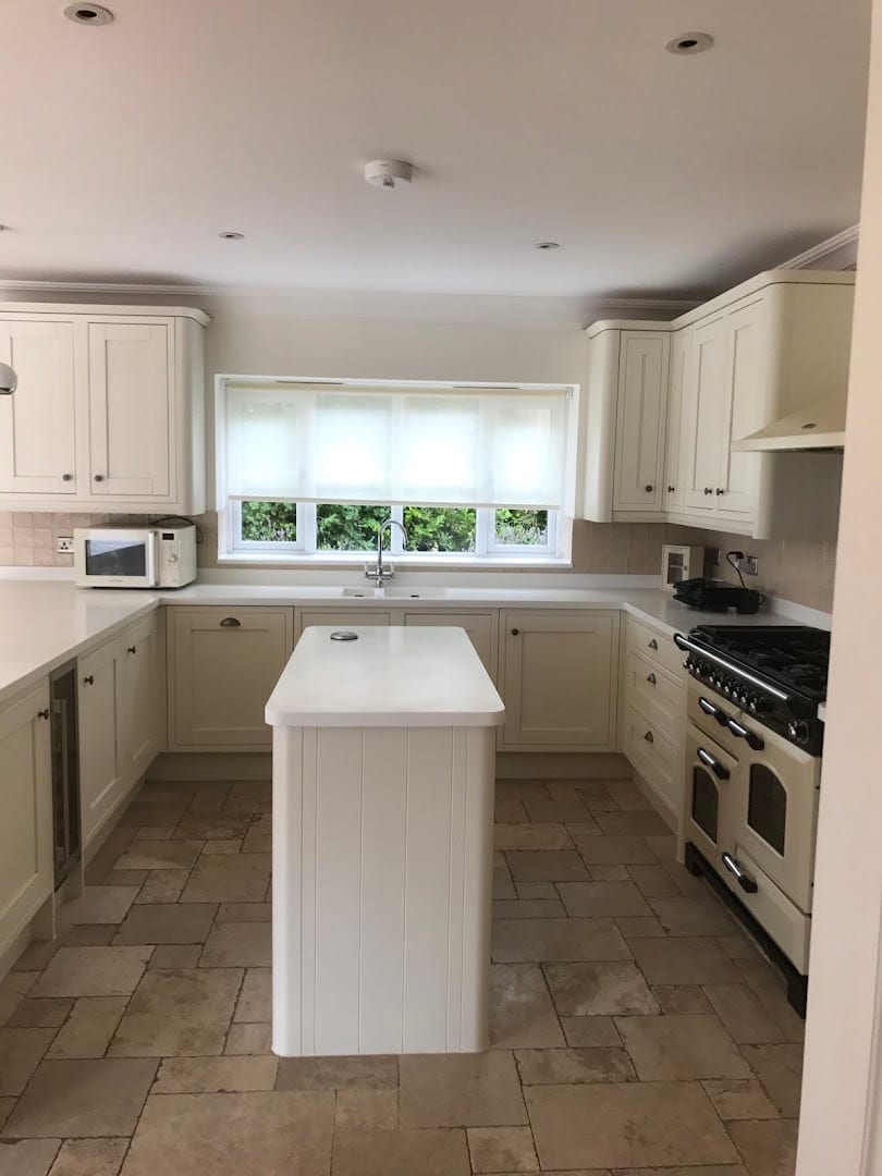 Fitted kitchen by Hastings Heritage Builders